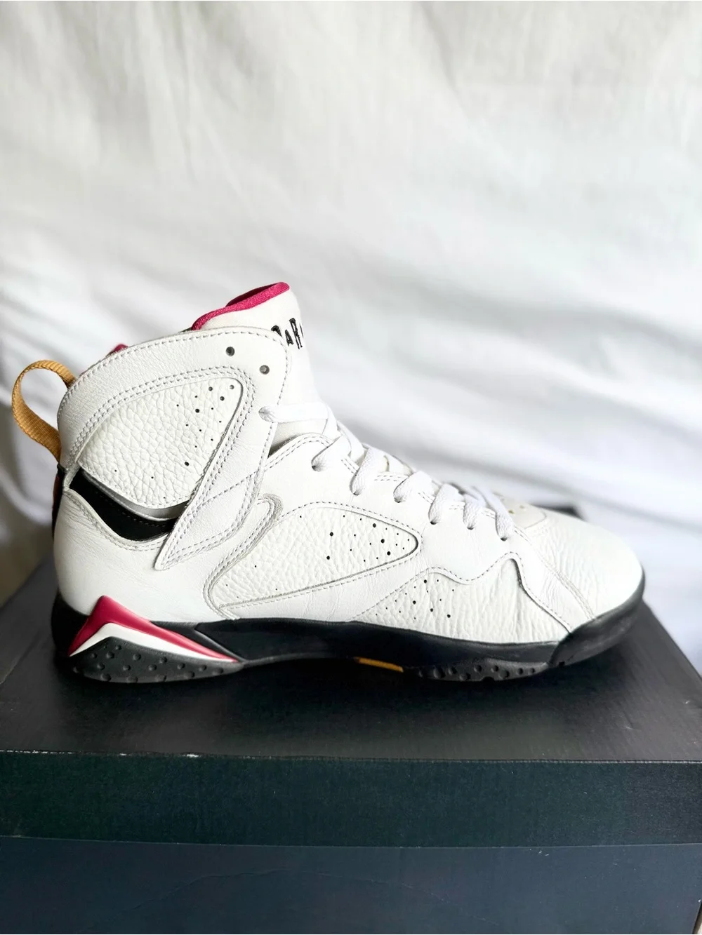 AUTHENTIC Jordan 7 Retro Cardinal size 10 CU9307-106 2022 PRE-OWNED